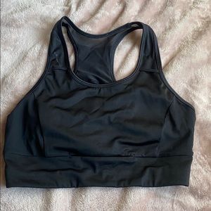 sports bra